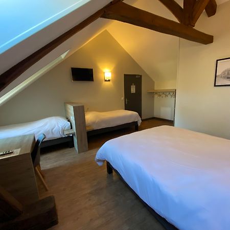 Logis - Hotel & Restaurant Saint Nicolas Chaumont-en-Vexin Eksteriør billede